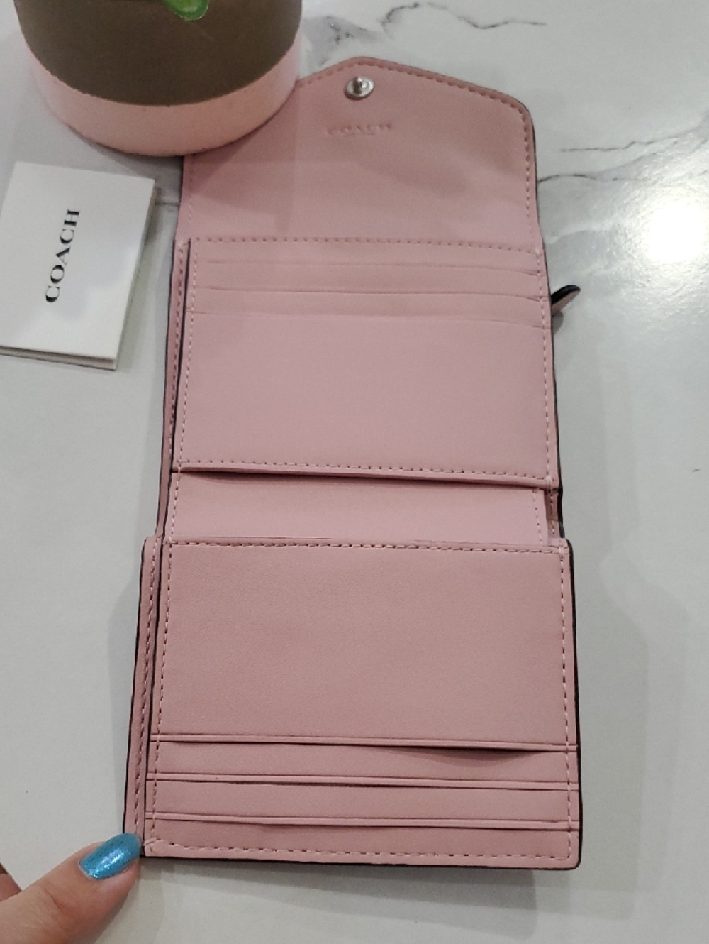 Coach Ombre Leather Wyn Small Wallet in the Pale Pistachio Multi colorway💗💙💚 - Picture 12 of 16